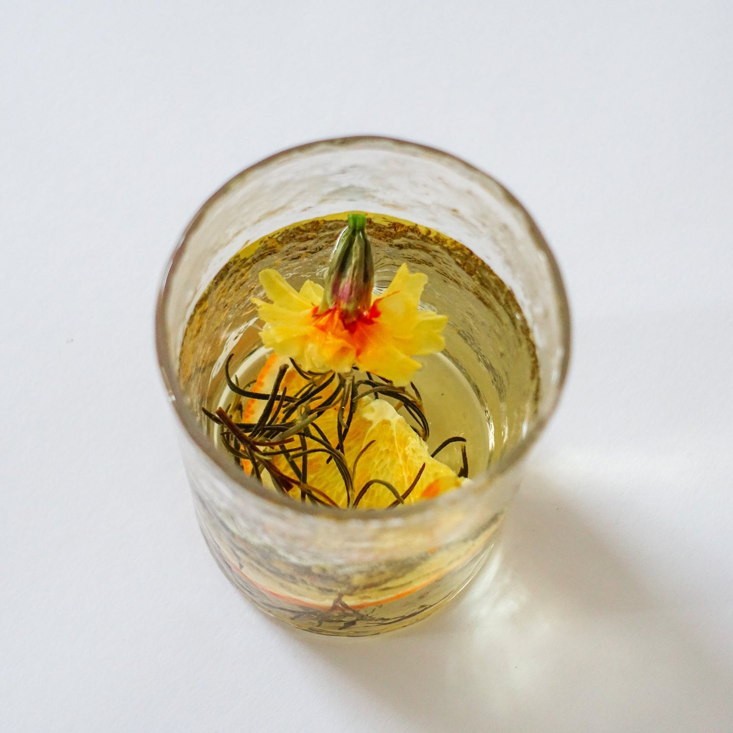 Erfrischendes Blumenwasser (6EA)